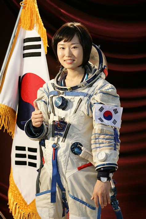 Korean Model Visits The Cosmonaut